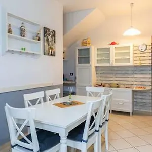 https://la-tranquillita-a-portata-di-tutto.hotelitalianriviera.com